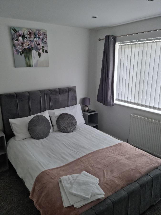 Entire House - Cheshire Oaks/Ellesmere Port Esterno foto